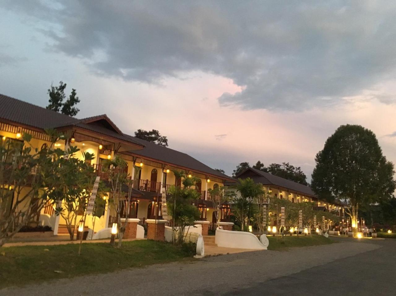 南格林湖景度假村 南府 外观 照片